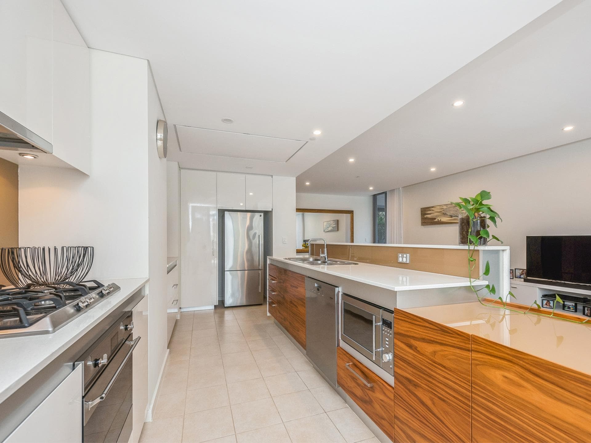 106/19 THE CIRCUS, BURSWOOD WA, Burswood - Thumbnail 6