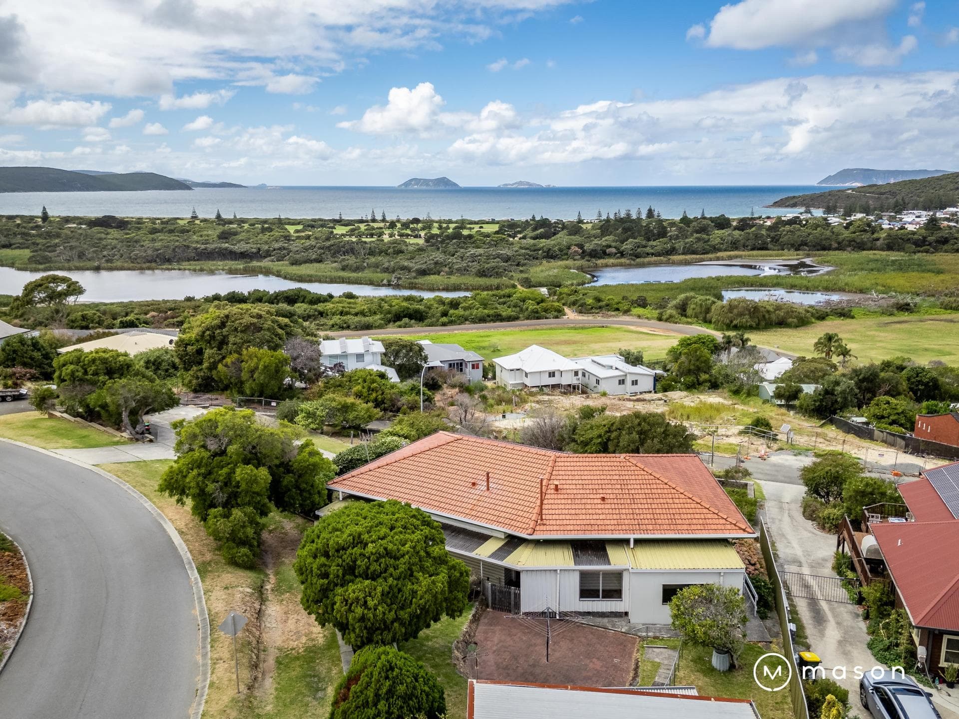 9 Sleeman Avenue, Mira Mar WA, Mira Mar - Thumbnail 3