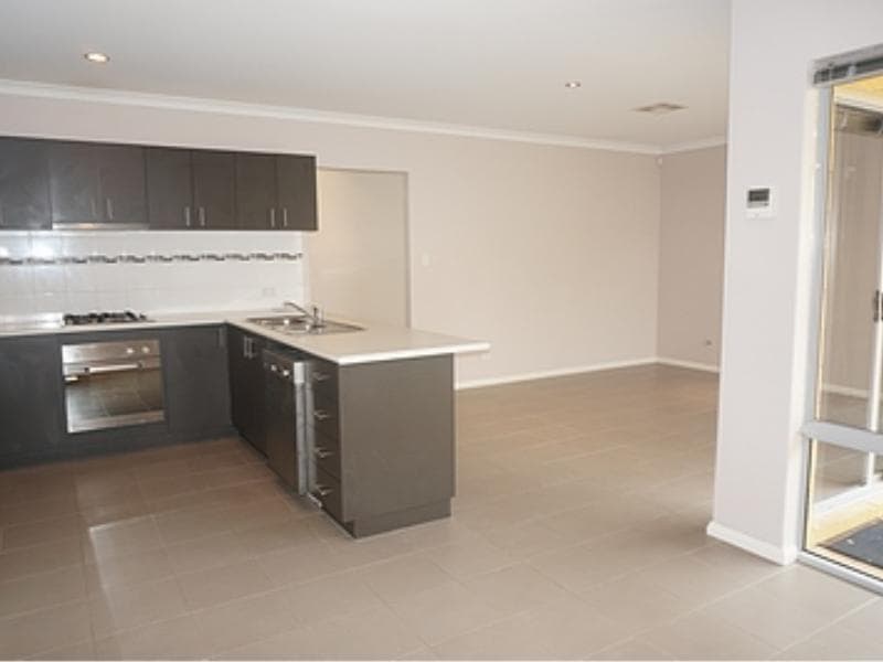 2/103 ROCHESTER CIRCLE, BALGA WA, Balga - Thumbnail 5