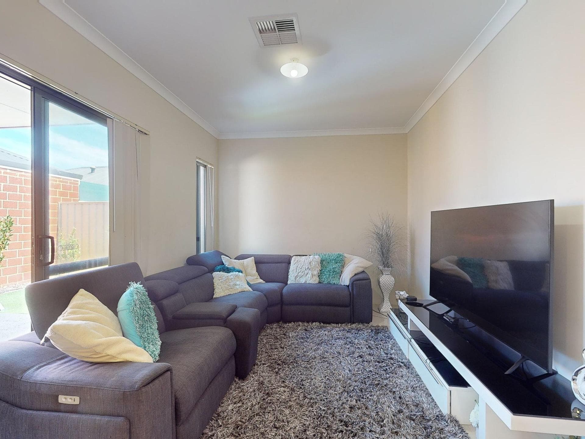 7/297 RAILWAY AVENUE, ARMADALE WA, Armadale - Thumbnail 3