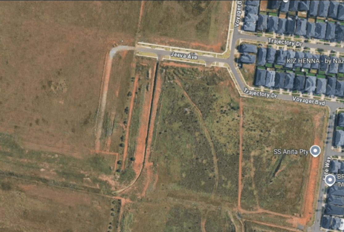 Melbourne, Tarneit, VIC, Tarneit - Thumbnail 2
