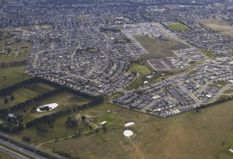 Melbourne, Sunbury, VIC, Sunbury - Thumbnail 3