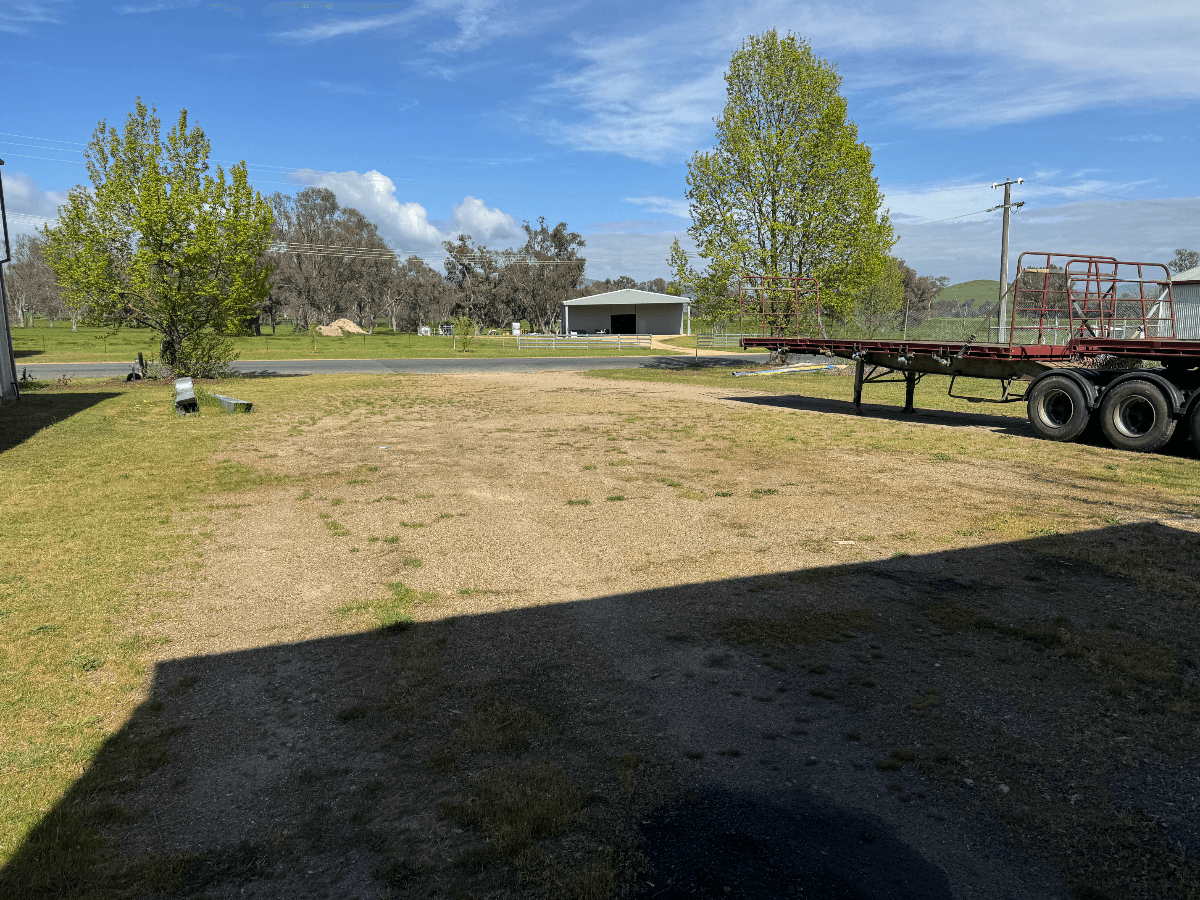 15 Sugarloaf Road, Corryong - Thumbnail 3