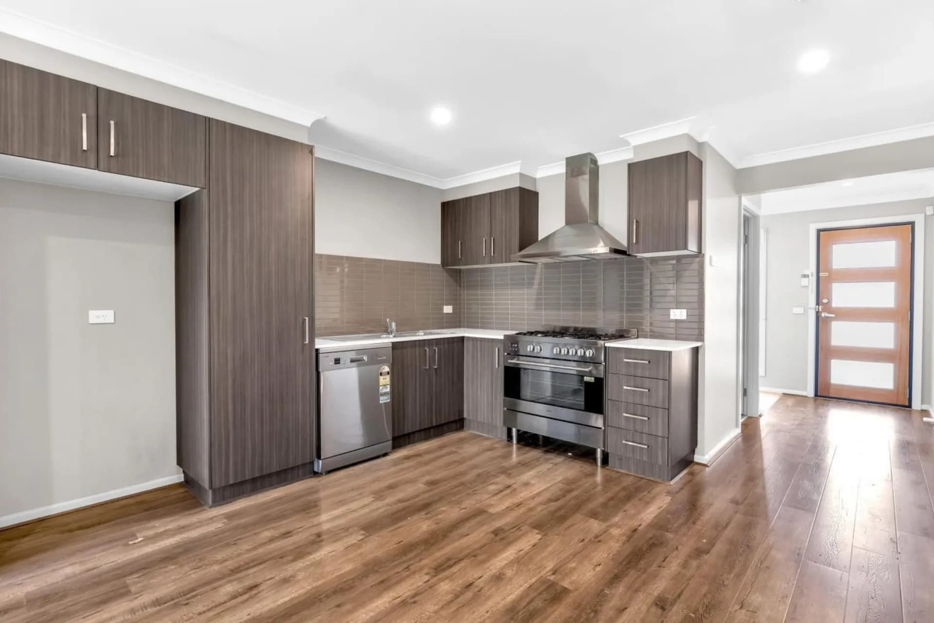 12 Pellets Road, Wyndham Vale, VIC, Wyndham Vale - Thumbnail 2