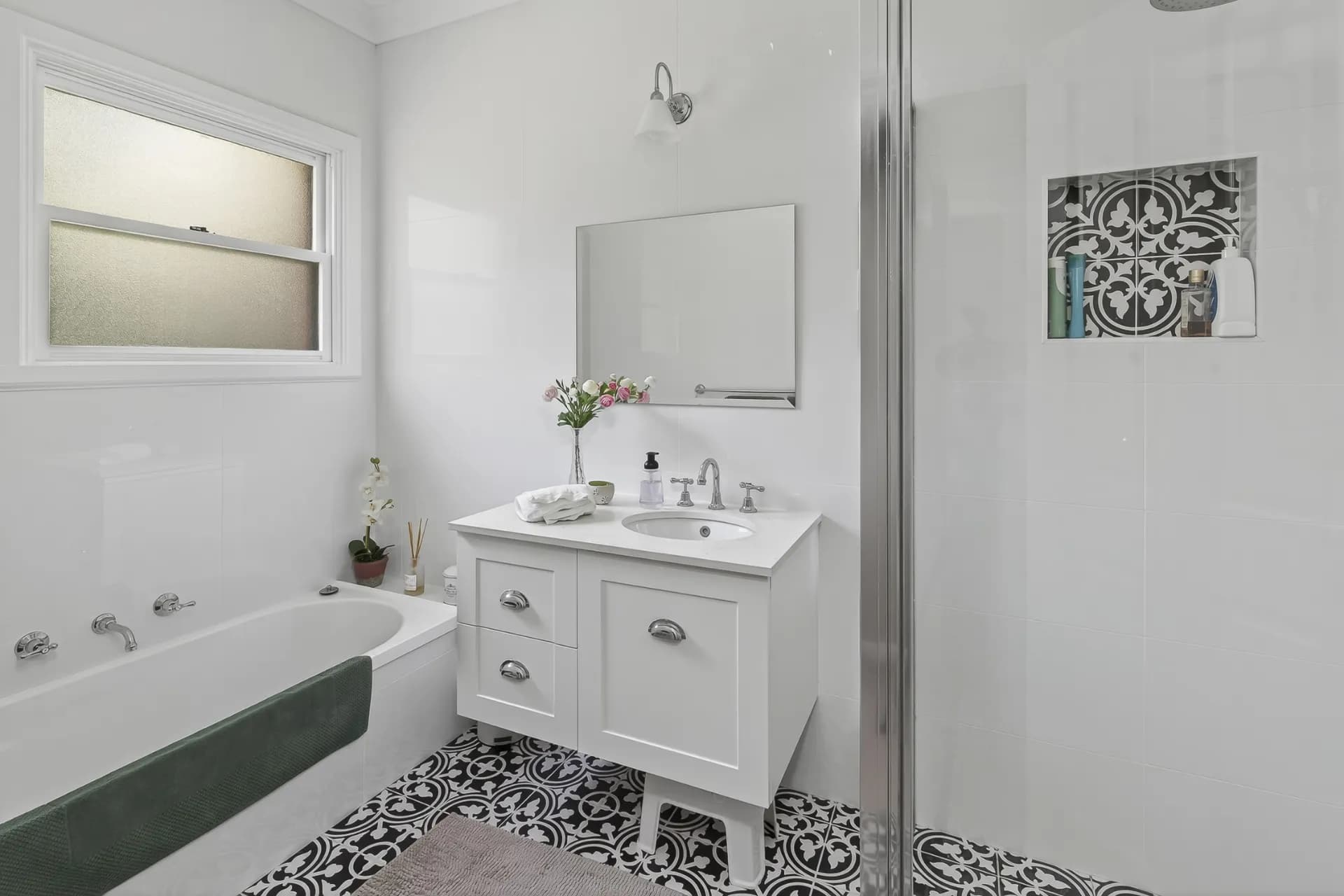 126-128 Henderson Road, Wentworth Falls - Thumbnail 7