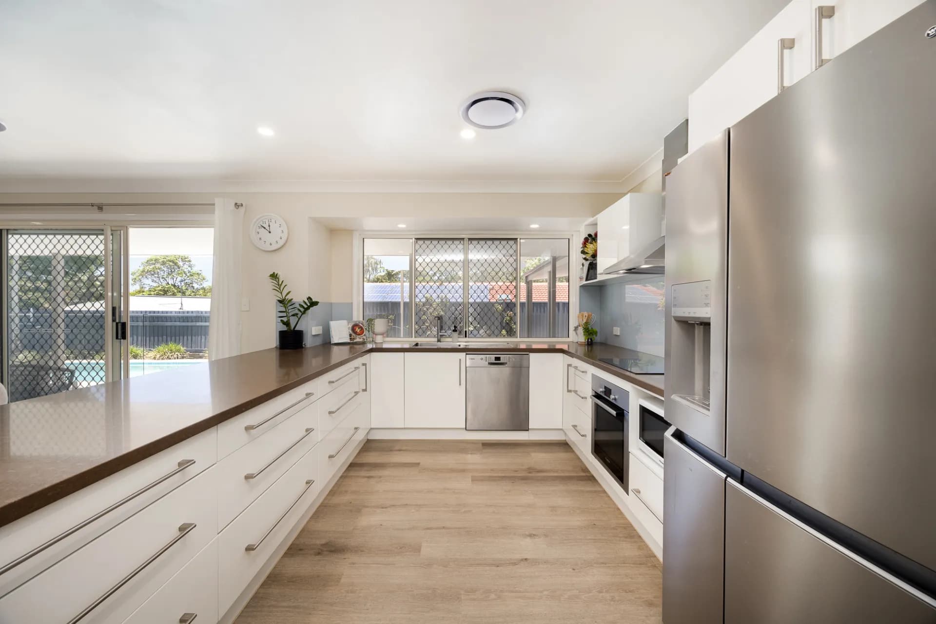 3 Brookland Close, Bridgeman Downs - Thumbnail 5