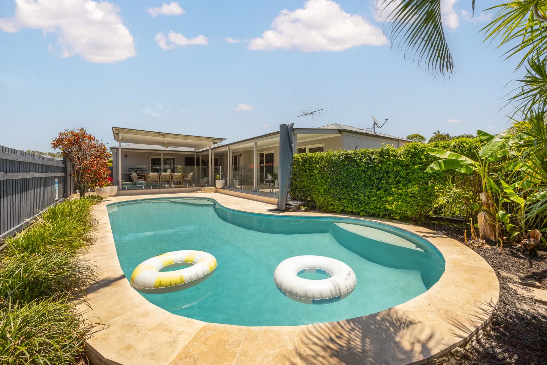3 Brookland Close, Bridgeman Downs - Thumbnail 4
