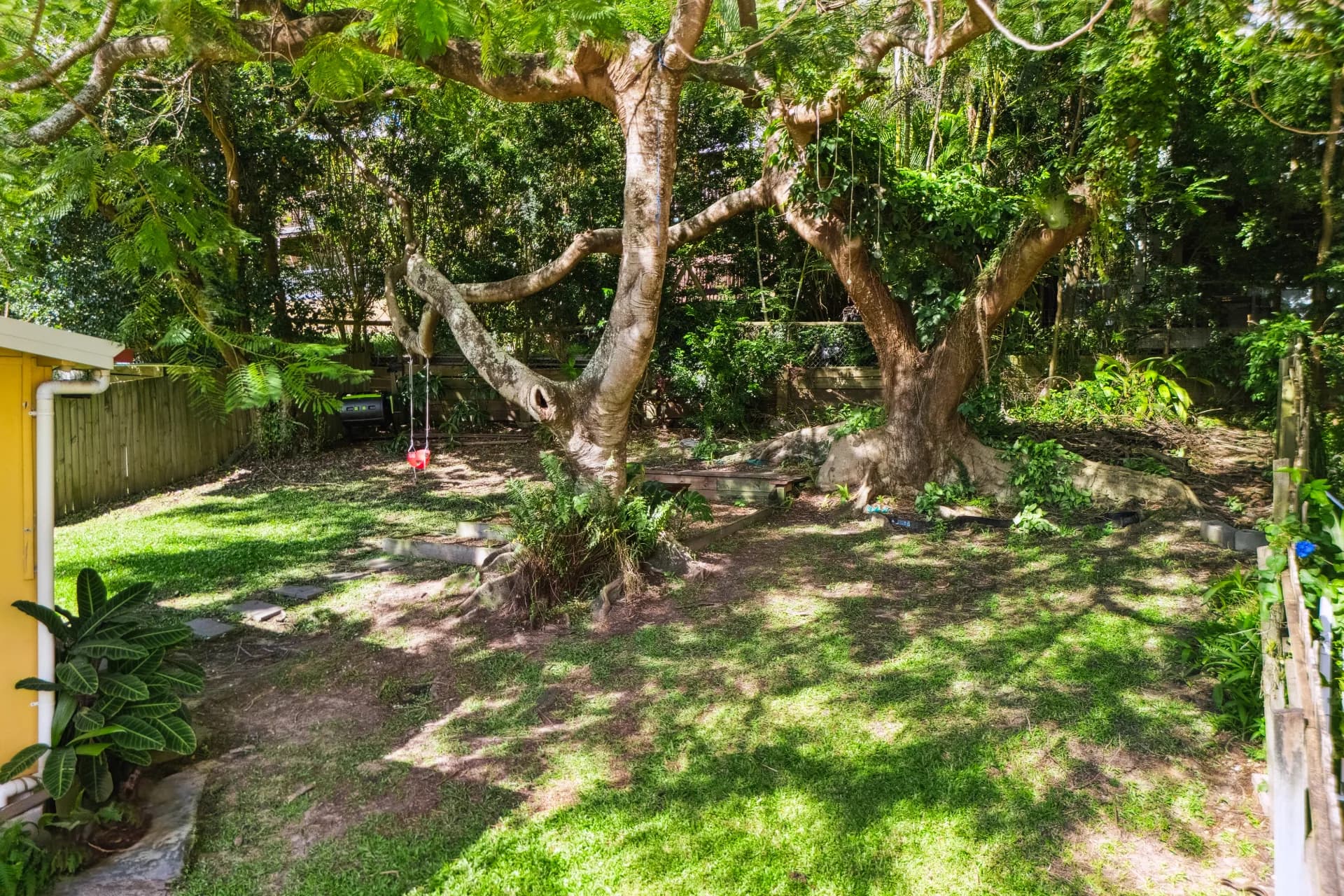 20 West Burleigh Road, Burleigh Heads, QLD, Burleigh Heads - Thumbnail 7