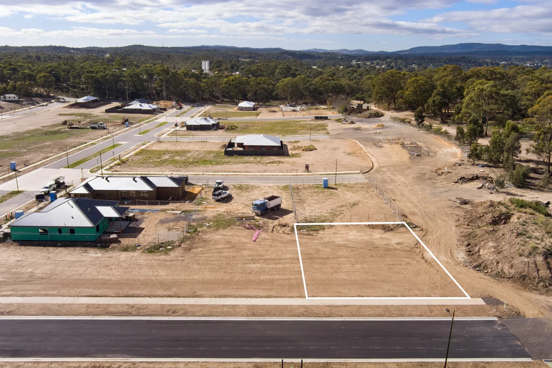 5 Binggal Avenue, Campbells Creek, VIC, Campbells Creek - Thumbnail 2