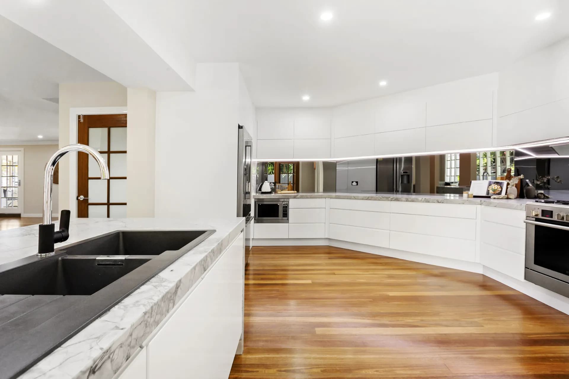 22 Copper Valley Close, Caves Beach, NSW, Caves Beach - Thumbnail 3
