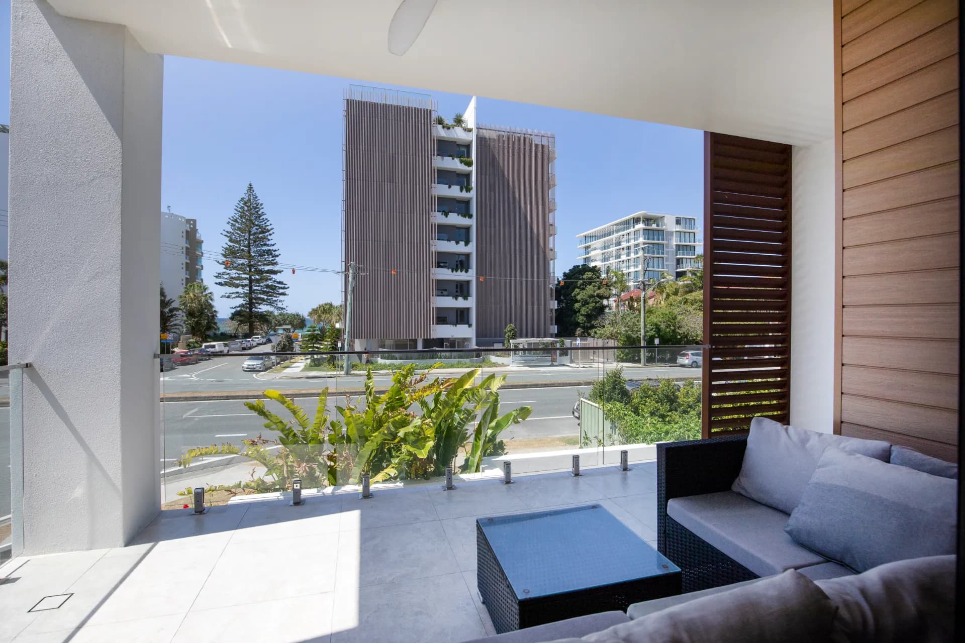 1/6 Twenty First Avenue, Palm Beach, QLD, Palm Beach - Thumbnail 2