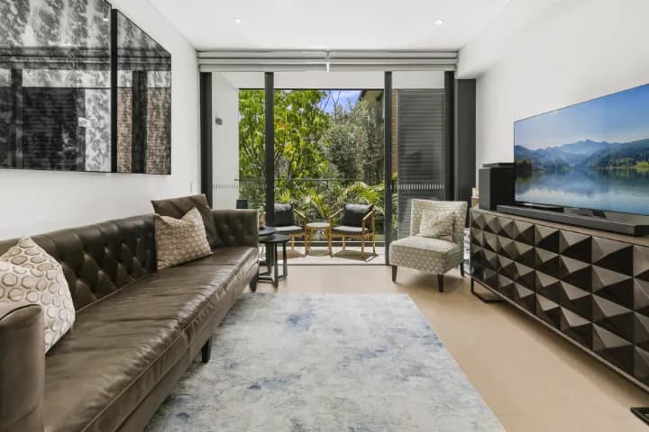 202/320 Military Road, Cremorne, NSW, Cremorne - Image 1