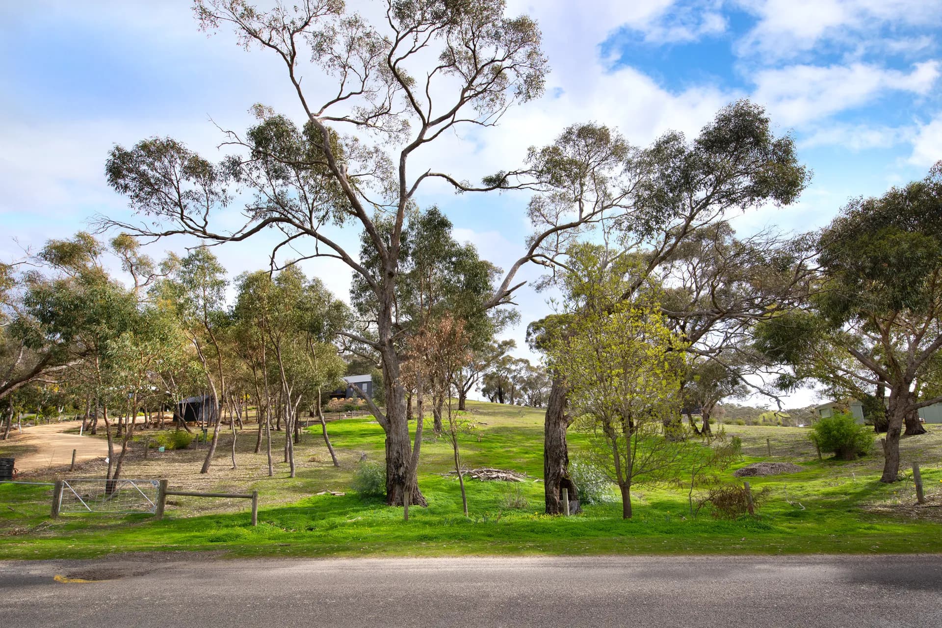 92 Parkins Reef Road, Maldon, VIC, Maldon - Thumbnail 3