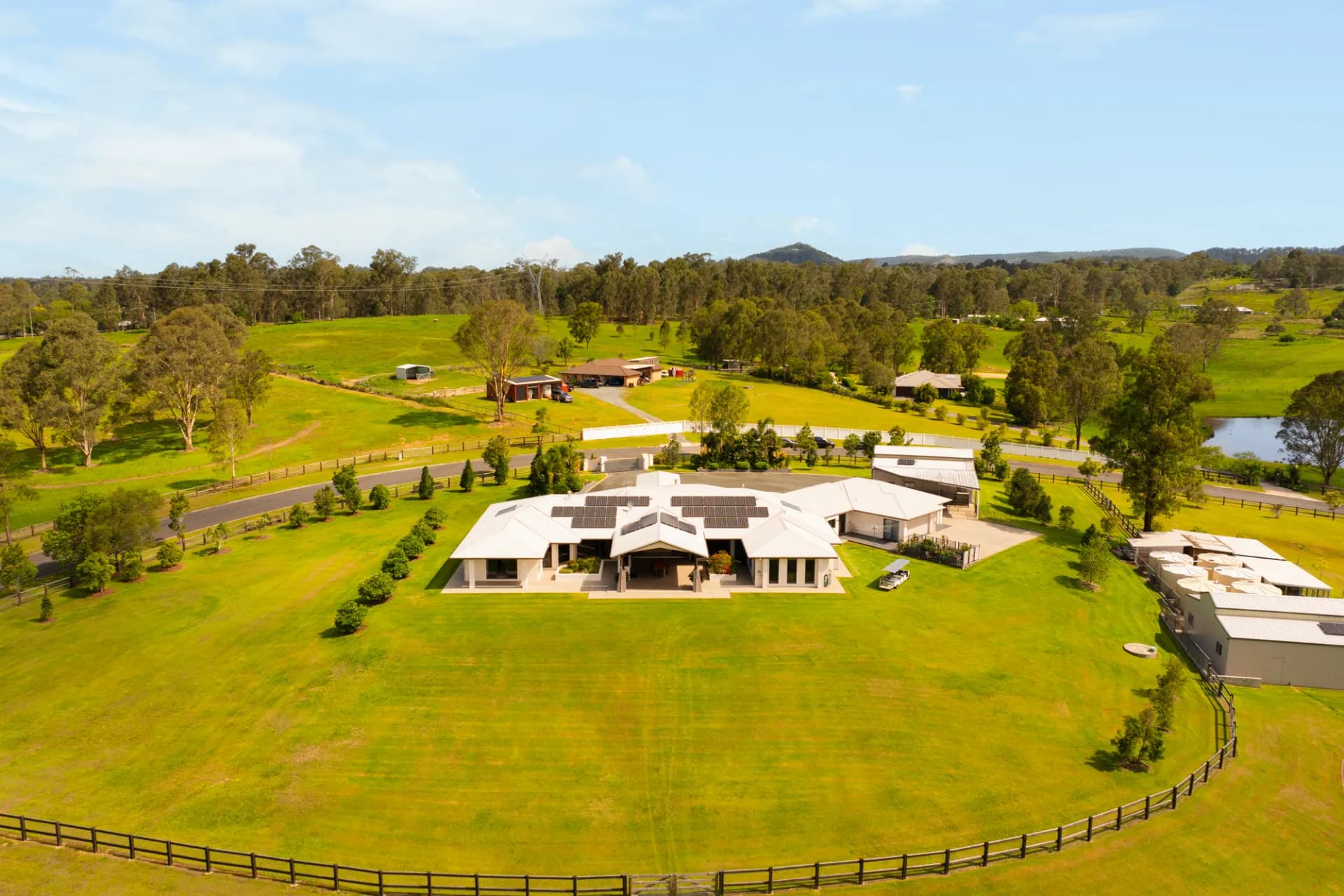 12-50 Springflats Court, Moorina - Thumbnail 2