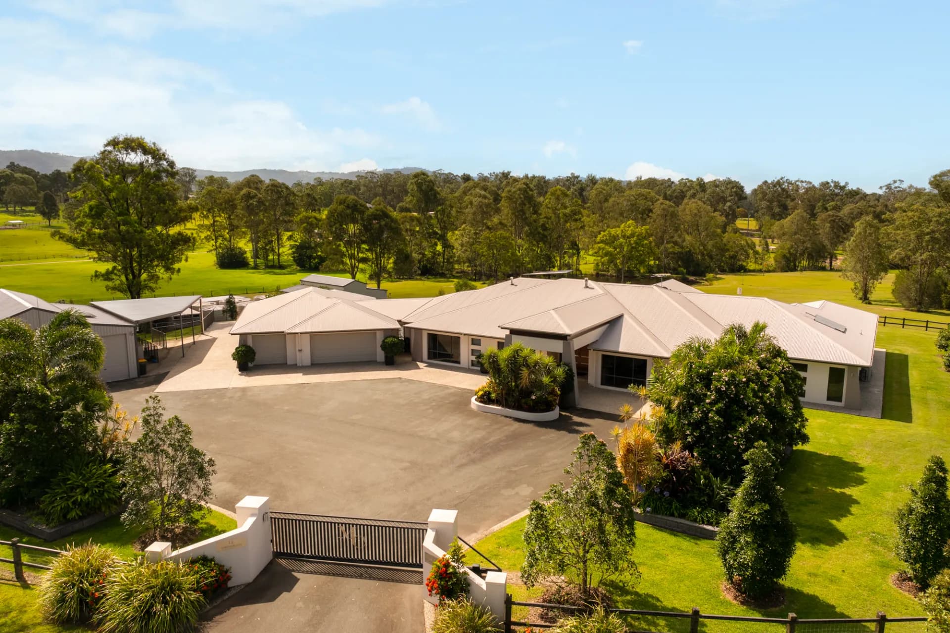 12-50 Springflats Court, Moorina - Image 1