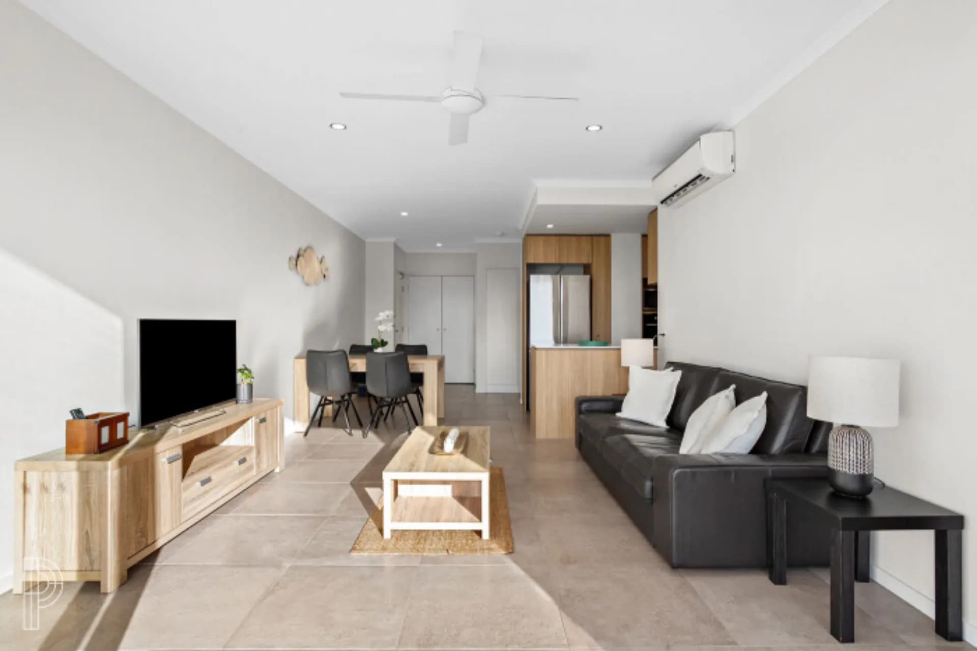 16 Curwen Terrace, Chermside - Thumbnail 2
