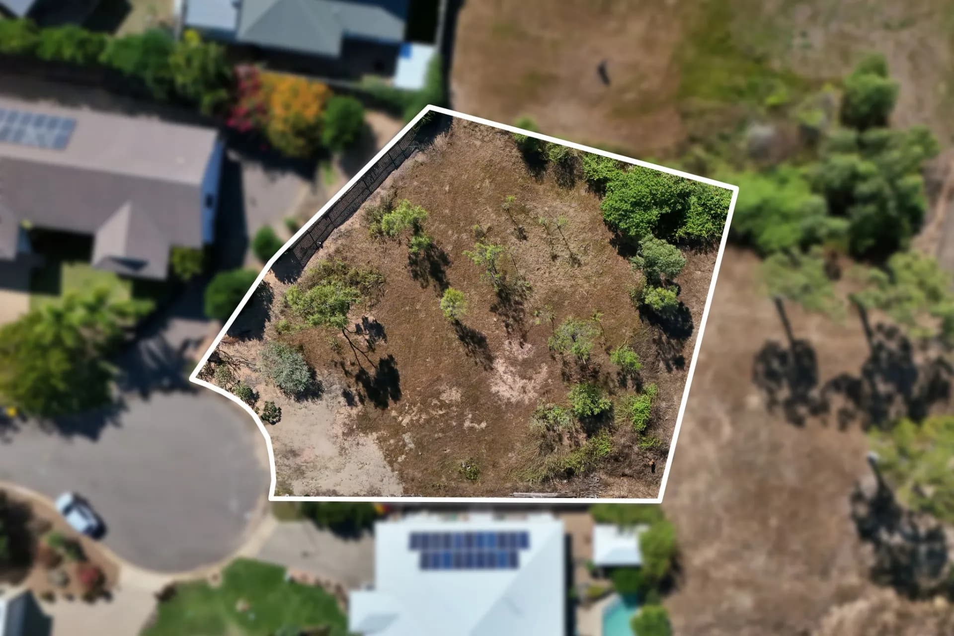 4 Chilott Court, Bushland Beach, QLD, Bushland Beach - Thumbnail 3