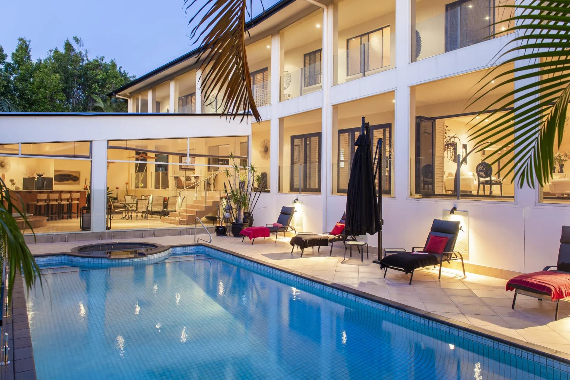 6284 Sylvan  Lane, Sanctuary Cove, QLD, Hope Island - Thumbnail 2