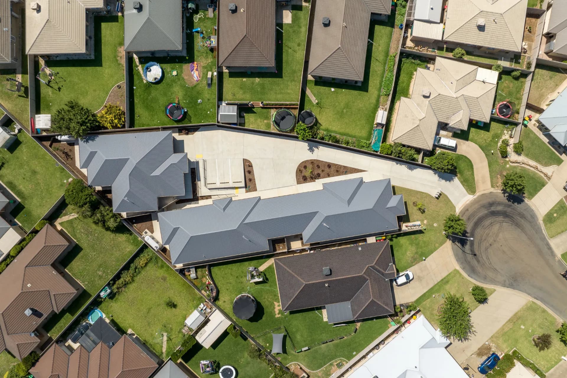 13 Yulong Street, Glenfield Park, NSW, Glenfield Park - Thumbnail 2