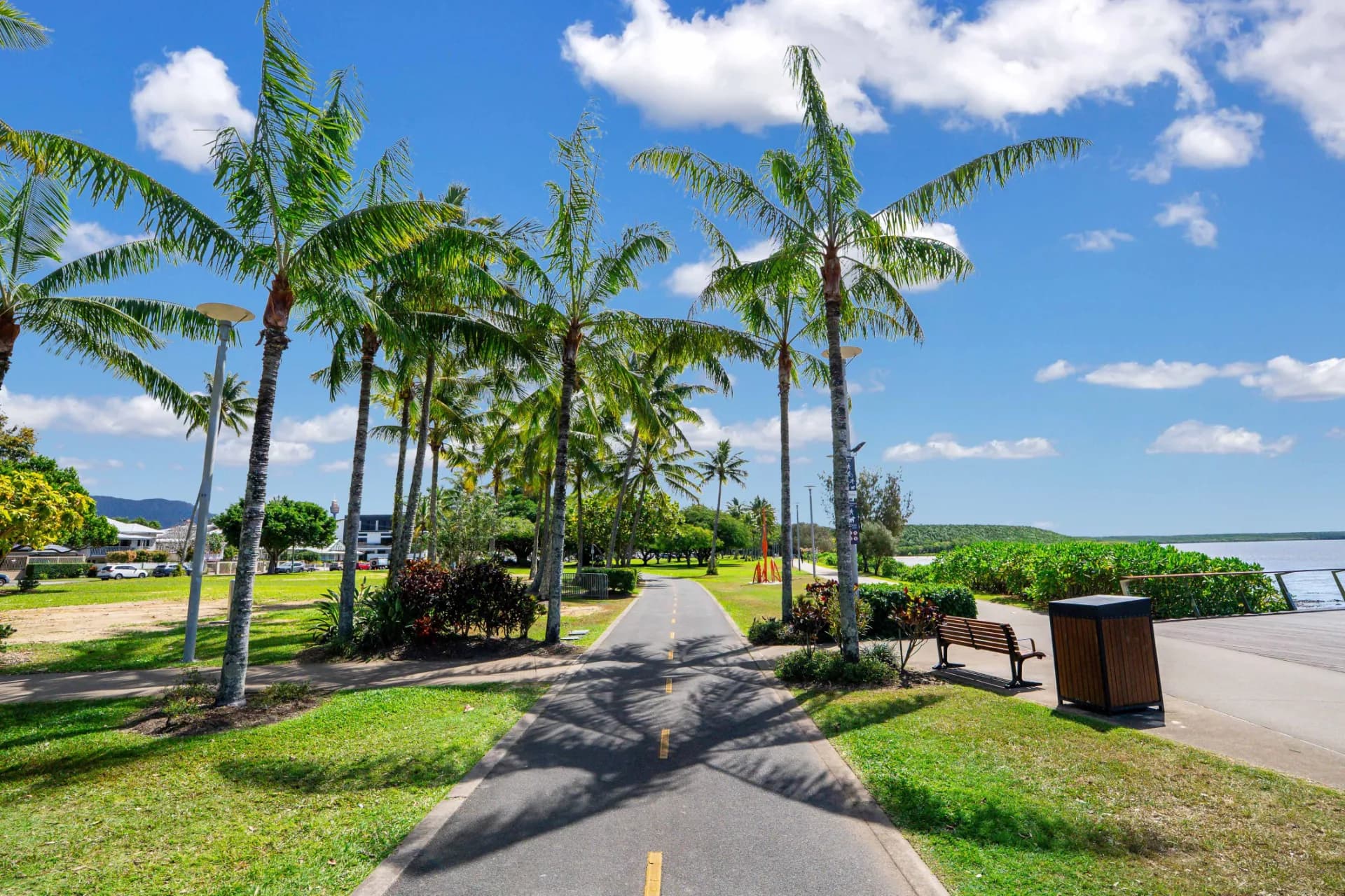 262 Lake Street, Cairns North, QLD, Cairns North - Thumbnail 6