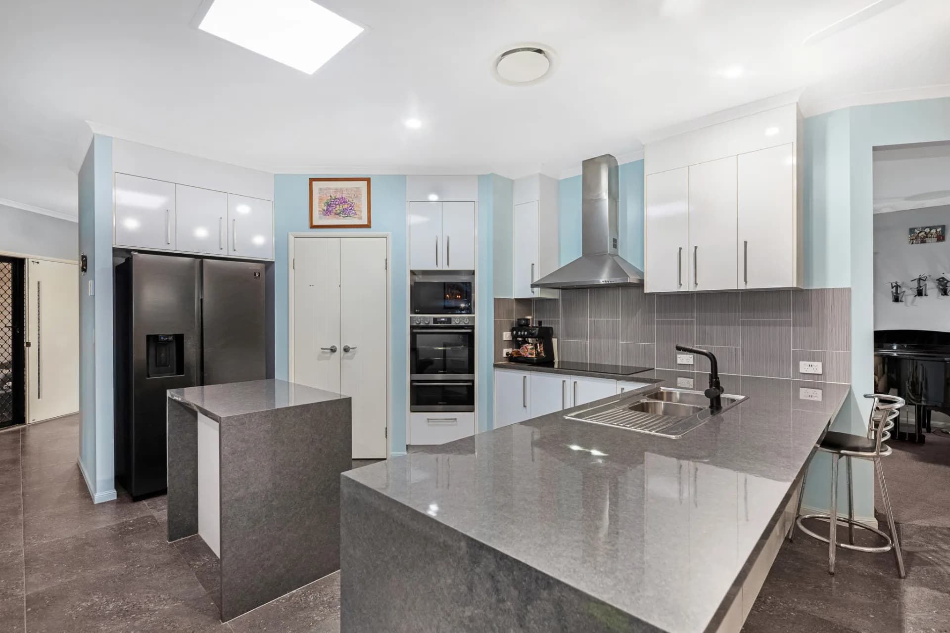 2 Helm Street, Toogoom, QLD, Toogoom - Thumbnail 6