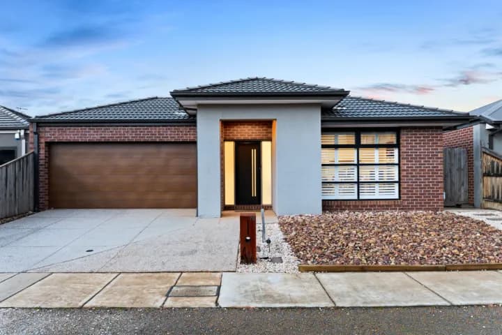 73 Calderwood Road, Maddingley - Image 1