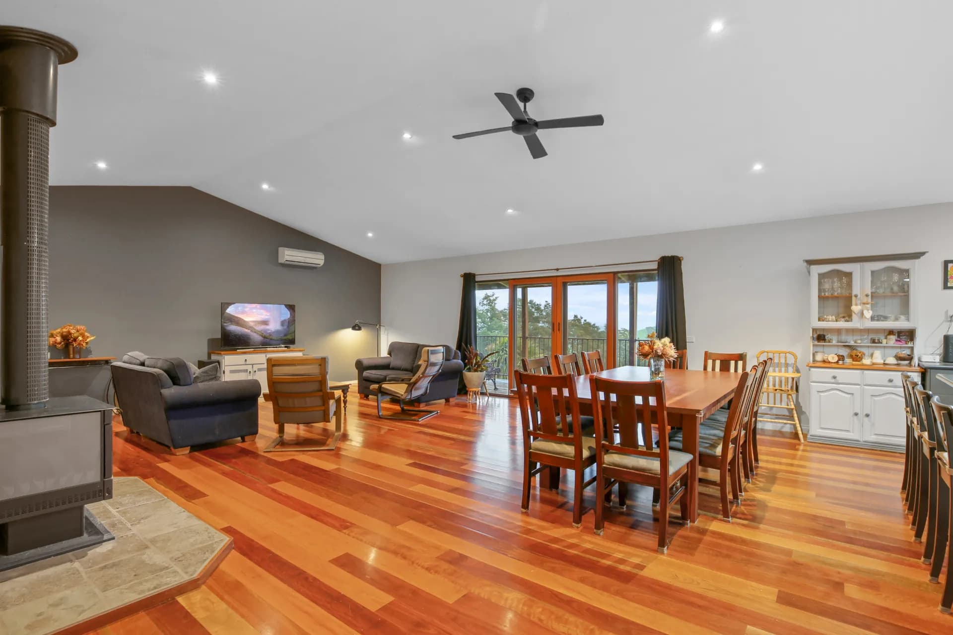 236 Ferndale  Road, Ferndale - Thumbnail 6