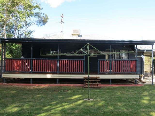 109 Currey Street, Roma QLD 4455, Roma - Thumbnail 3