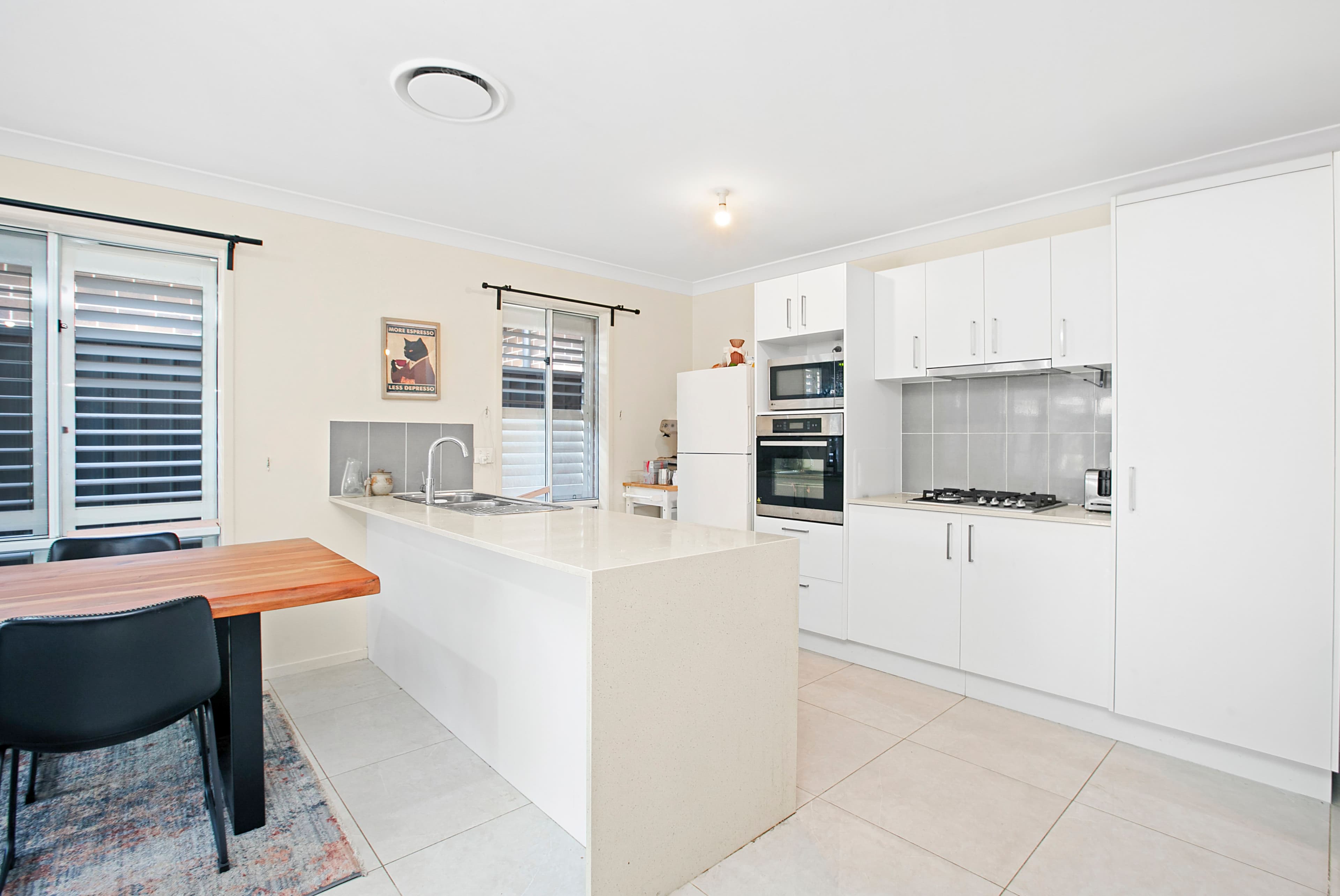 16 Gentry Street, Grantham Farm NSW 2765, Grantham Farm - Thumbnail 2