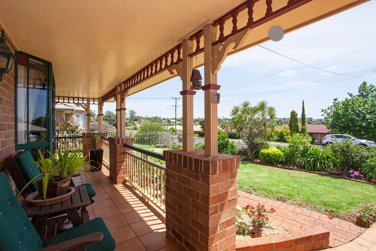 196 Stenner Street, MIDDLE RIDGE QLD 4350, Middle Ridge - Thumbnail 2