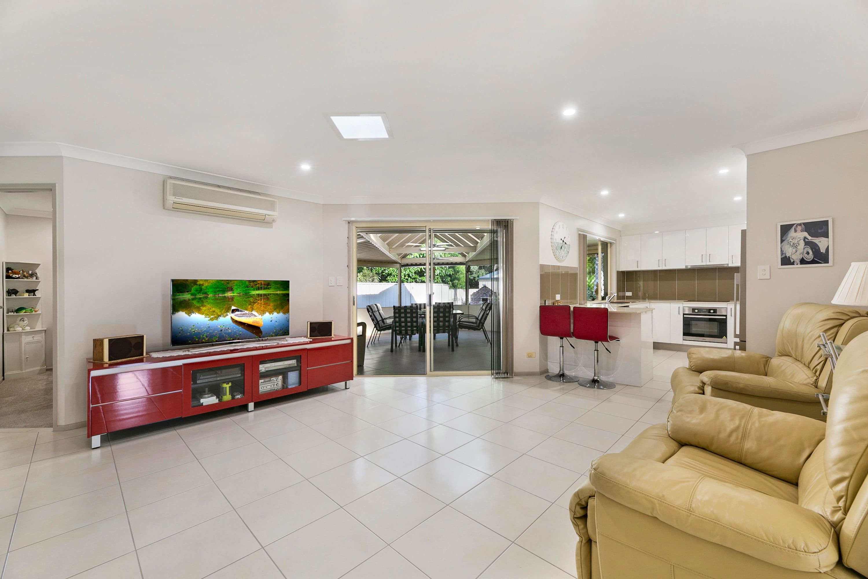 10 Whiteash Road, Bonogin QLD 4213, Bonogin - Thumbnail 6