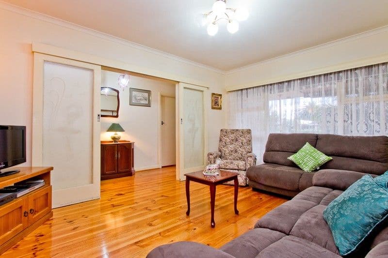 3/5 Coventry Place, Melton South - Thumbnail 3