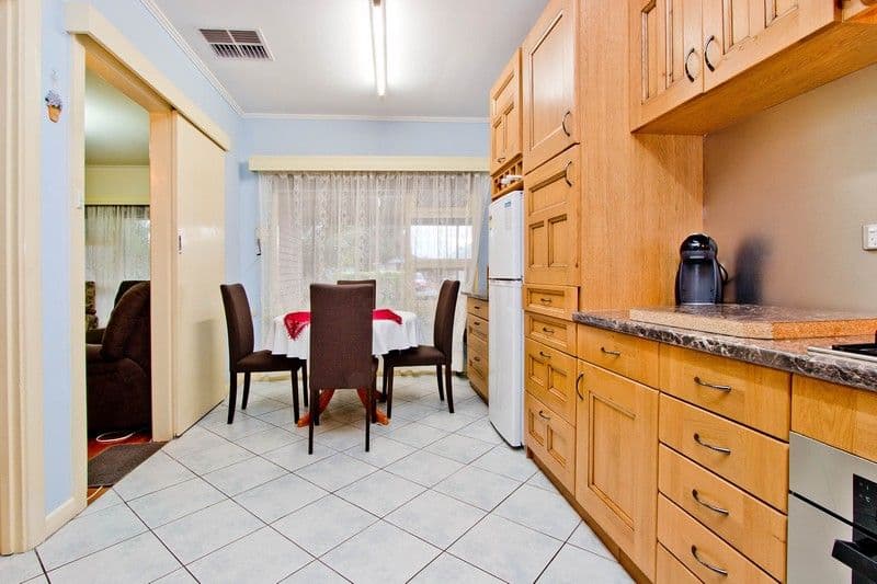 3/5 Coventry Place, Melton South - Thumbnail 6