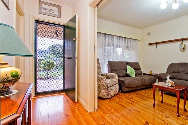 3/5 Coventry Place, Melton South - Thumbnail 7