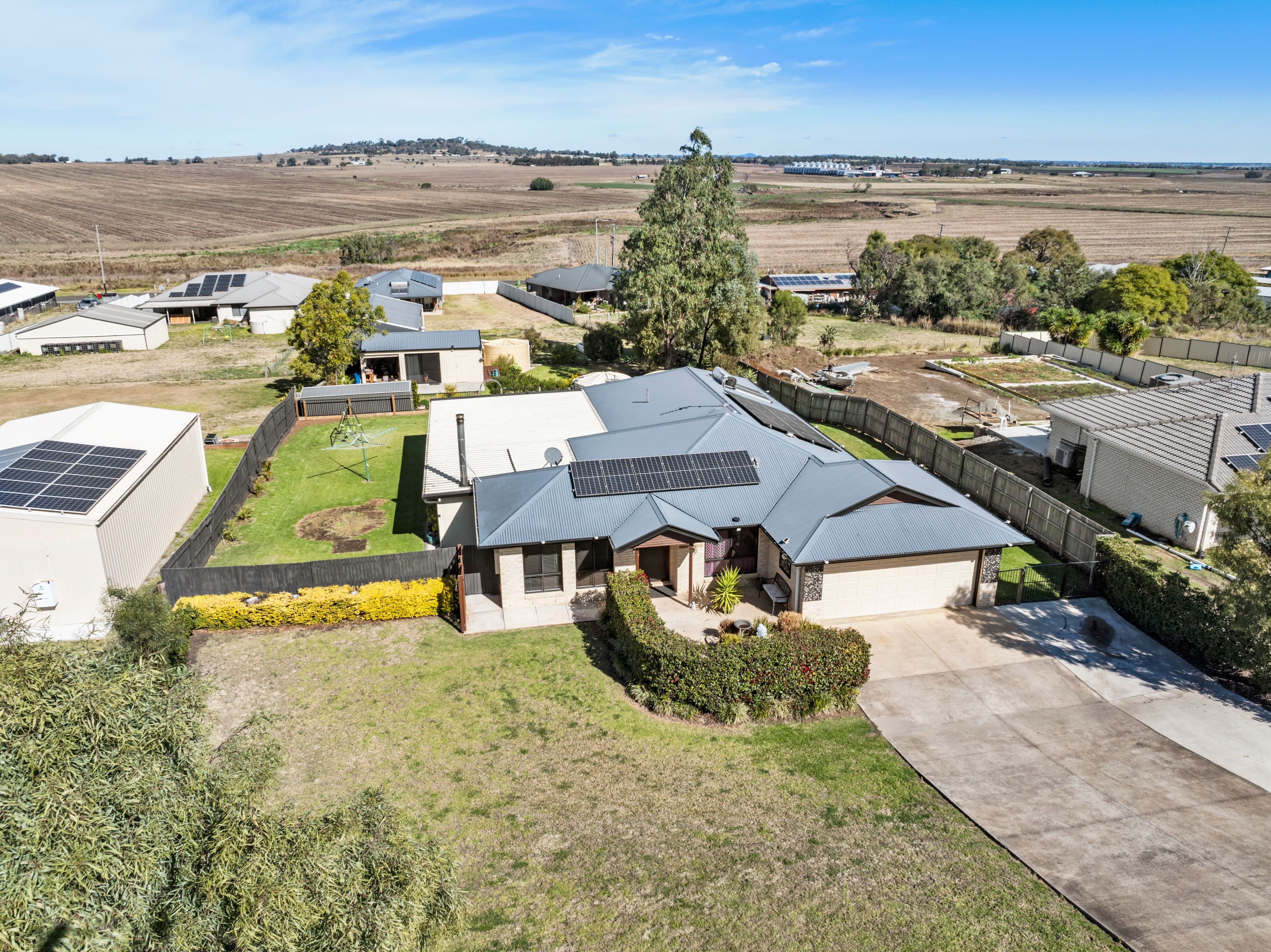 31 Catherine Crescent, Kingsthorpe QLD 4400, Kingsthorpe - Image 1