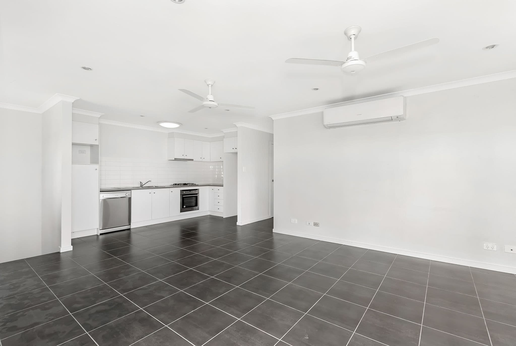 6 Anlaby Drive, Pimpama QLD 4209, Pimpama - Thumbnail 7