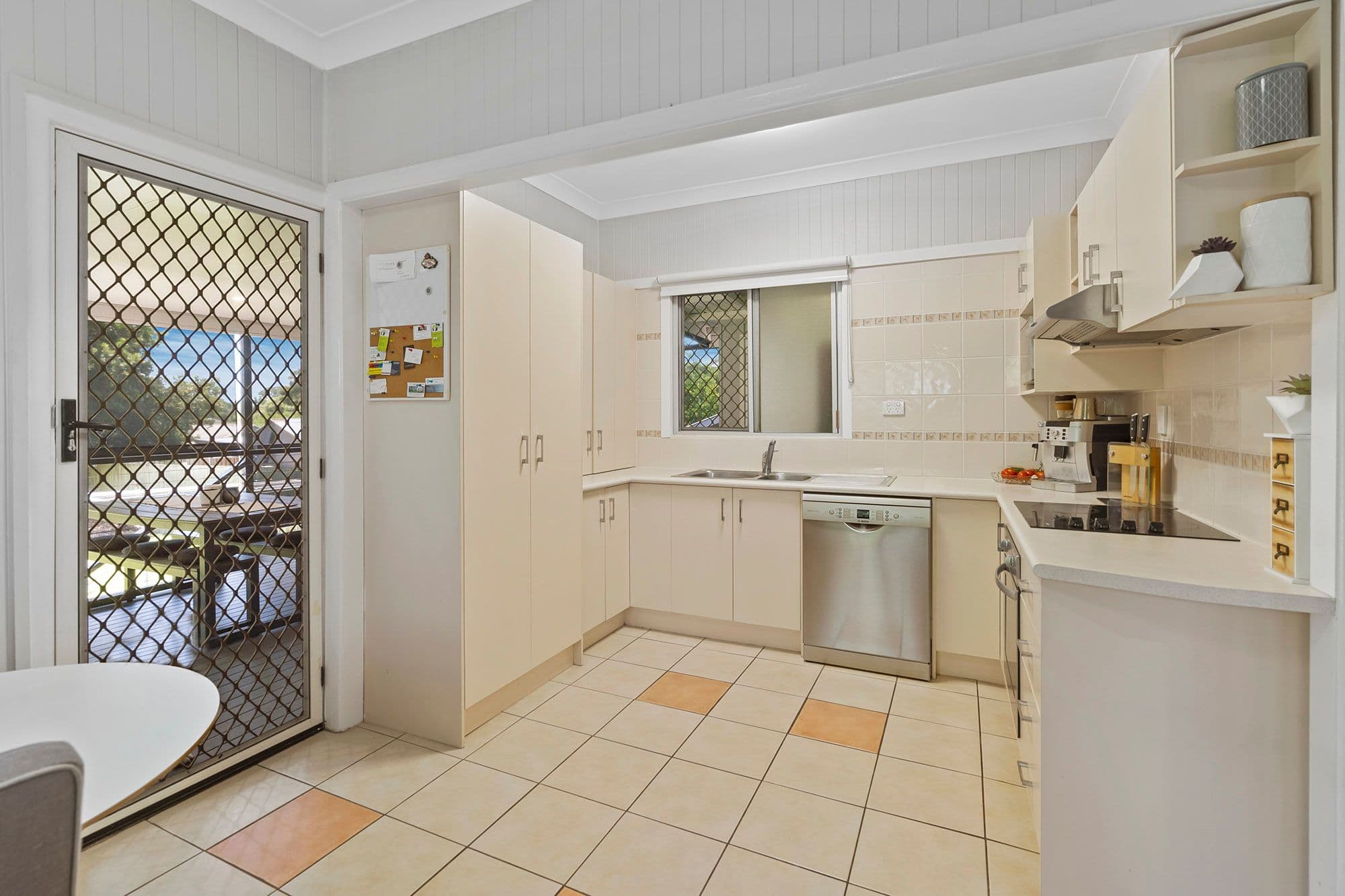 68 Dawson Road, Upper Mount Gravatt QLD 4122, Upper Mount Gravatt - Thumbnail 5