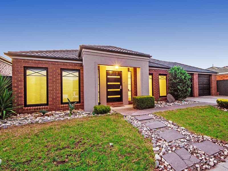 6 Mundi Crescent, WYNDHAM VALE VIC 3024, Manor Lakes - Thumbnail 2