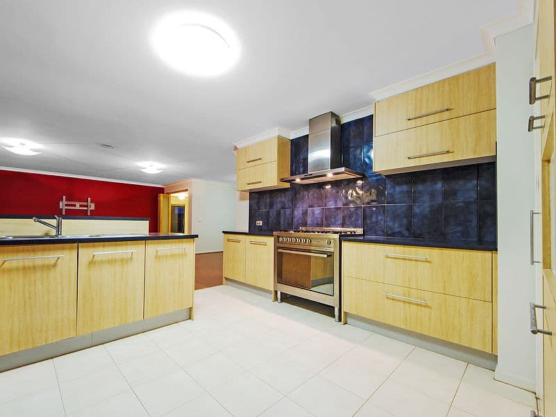 6 Mundi Crescent, WYNDHAM VALE VIC 3024, Manor Lakes - Thumbnail 4