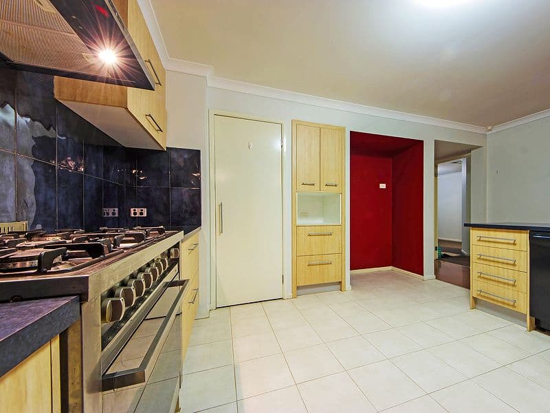 6 Mundi Crescent, WYNDHAM VALE VIC 3024, Manor Lakes - Thumbnail 6