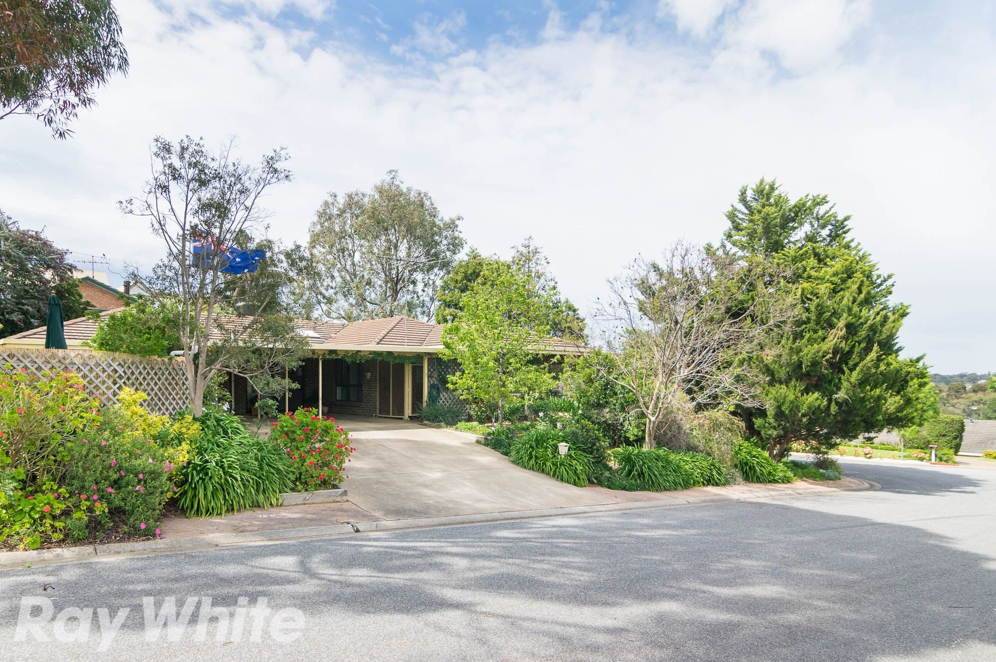 2 Gwendoline Court, Coromandel Valley SA 5051, Coromandel Valley - Thumbnail 2