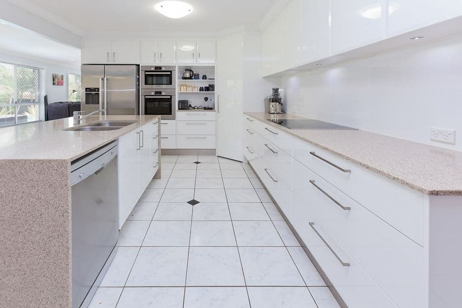10 Engelmann Close, CARINDALE QLD 4152, Carindale - Thumbnail 7