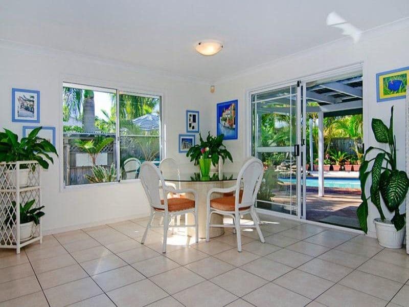 10 Glenwater Crescent, HELENSVALE QLD 4212, Helensvale - Thumbnail 2