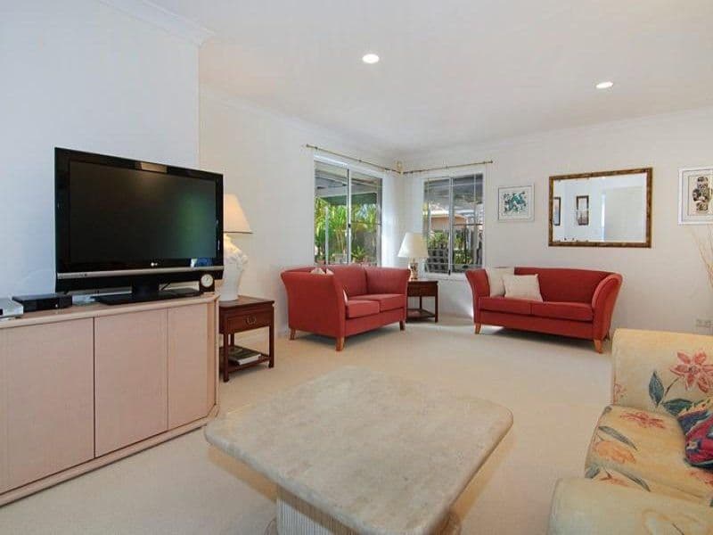 10 Glenwater Crescent, HELENSVALE QLD 4212, Helensvale - Thumbnail 4
