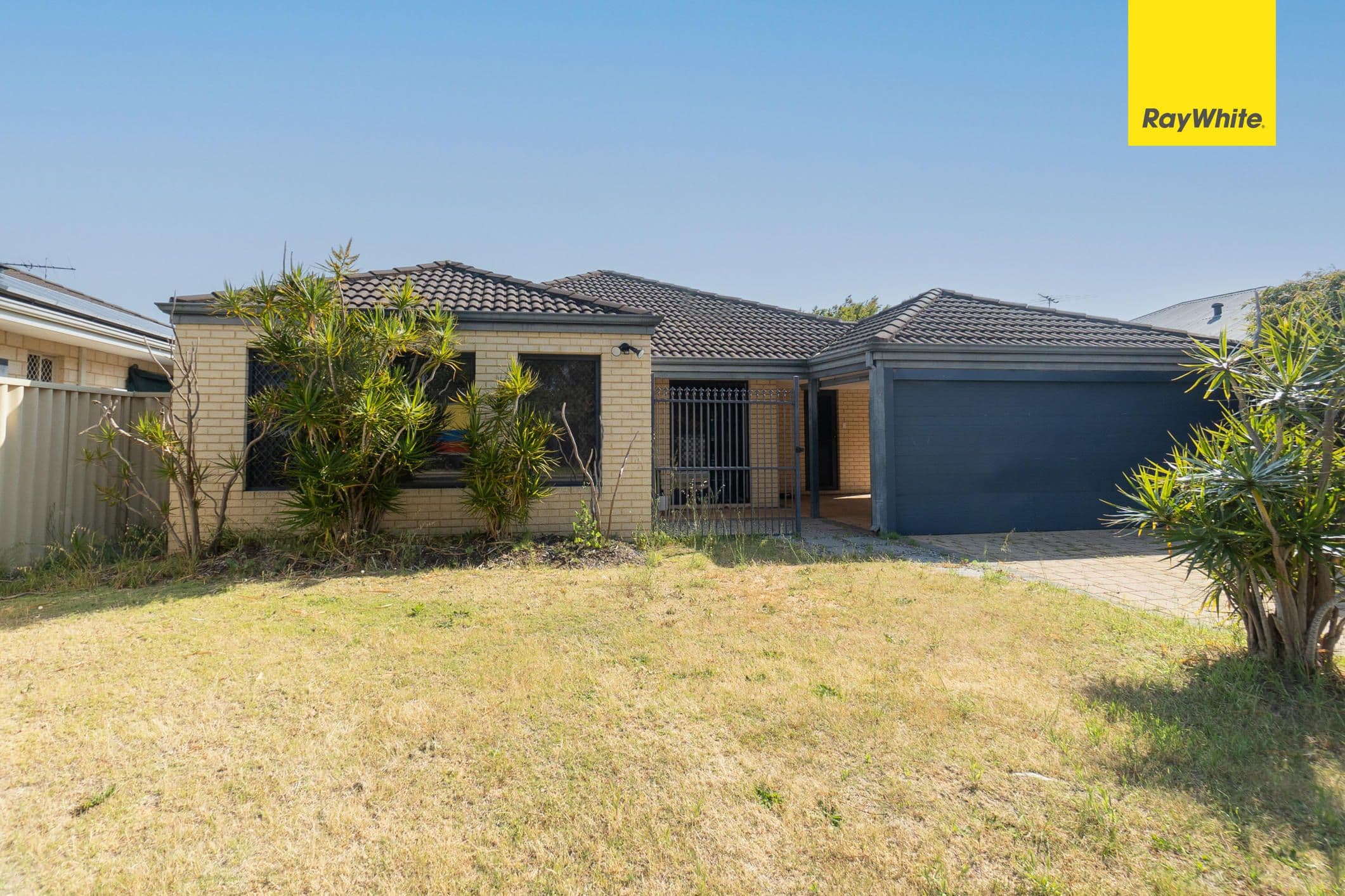 58 Whiteside Street, Cloverdale WA 6105, Cloverdale - Thumbnail 2