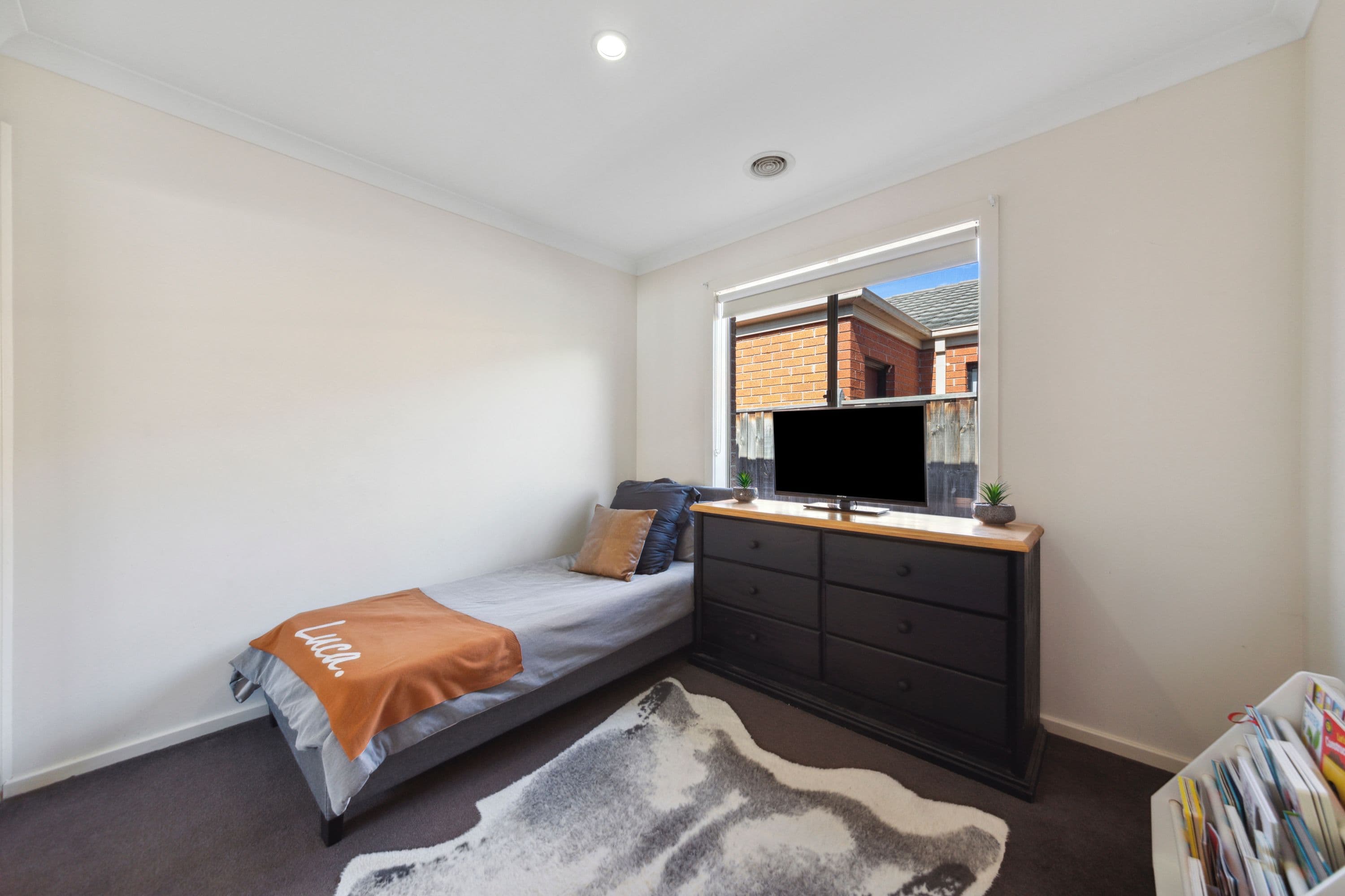 74 Fallingwater Drive, Pakenham VIC 3810, Pakenham - Thumbnail 8