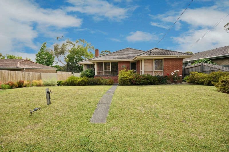 17 Mountfield Road, KILSYTH VIC 3137, Kilsyth - Image 1