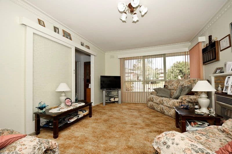 17 Mountfield Road, KILSYTH VIC 3137, Kilsyth - Thumbnail 4