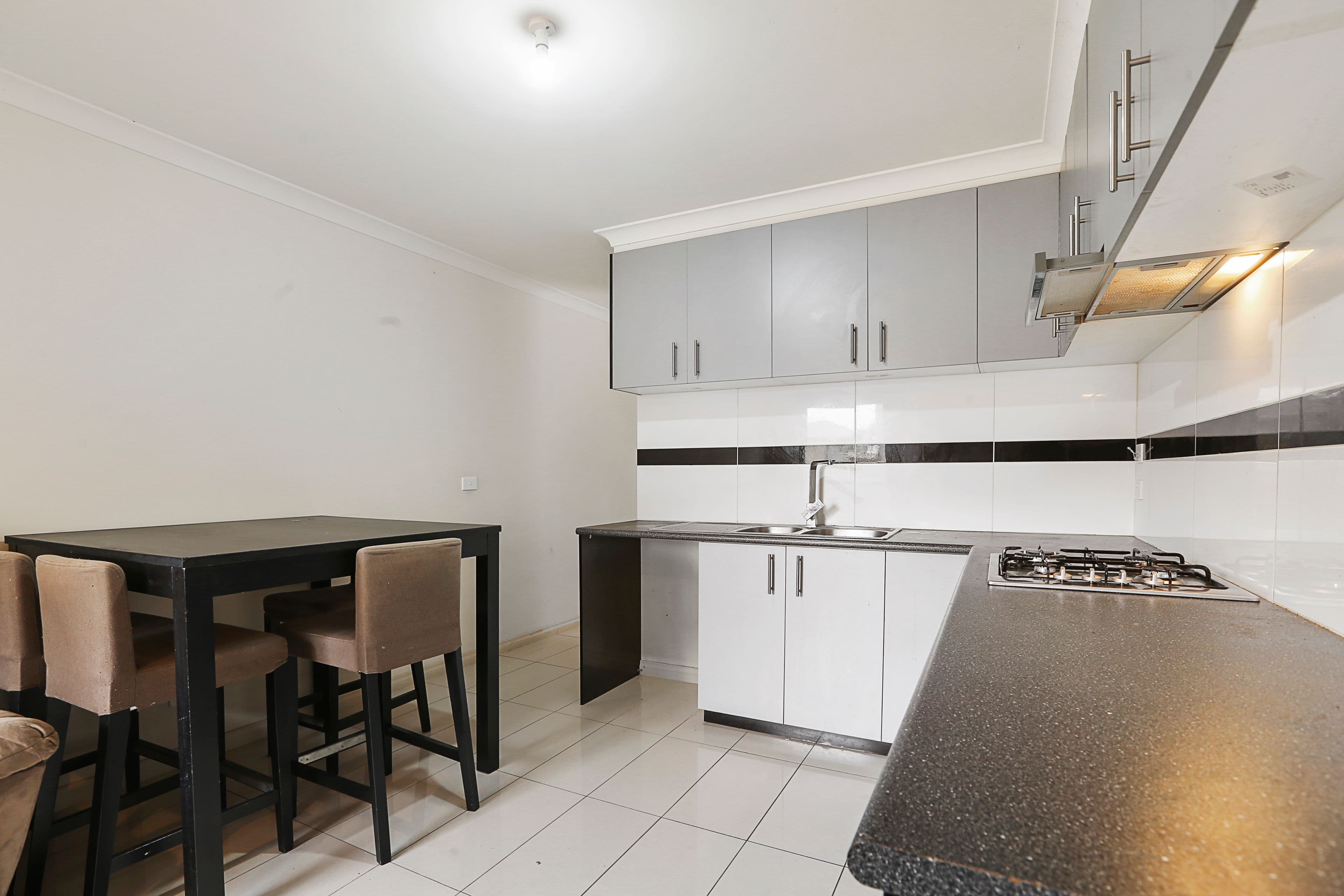 69-71 Potter Street, Dandenong VIC 3175, Dandenong - Thumbnail 2