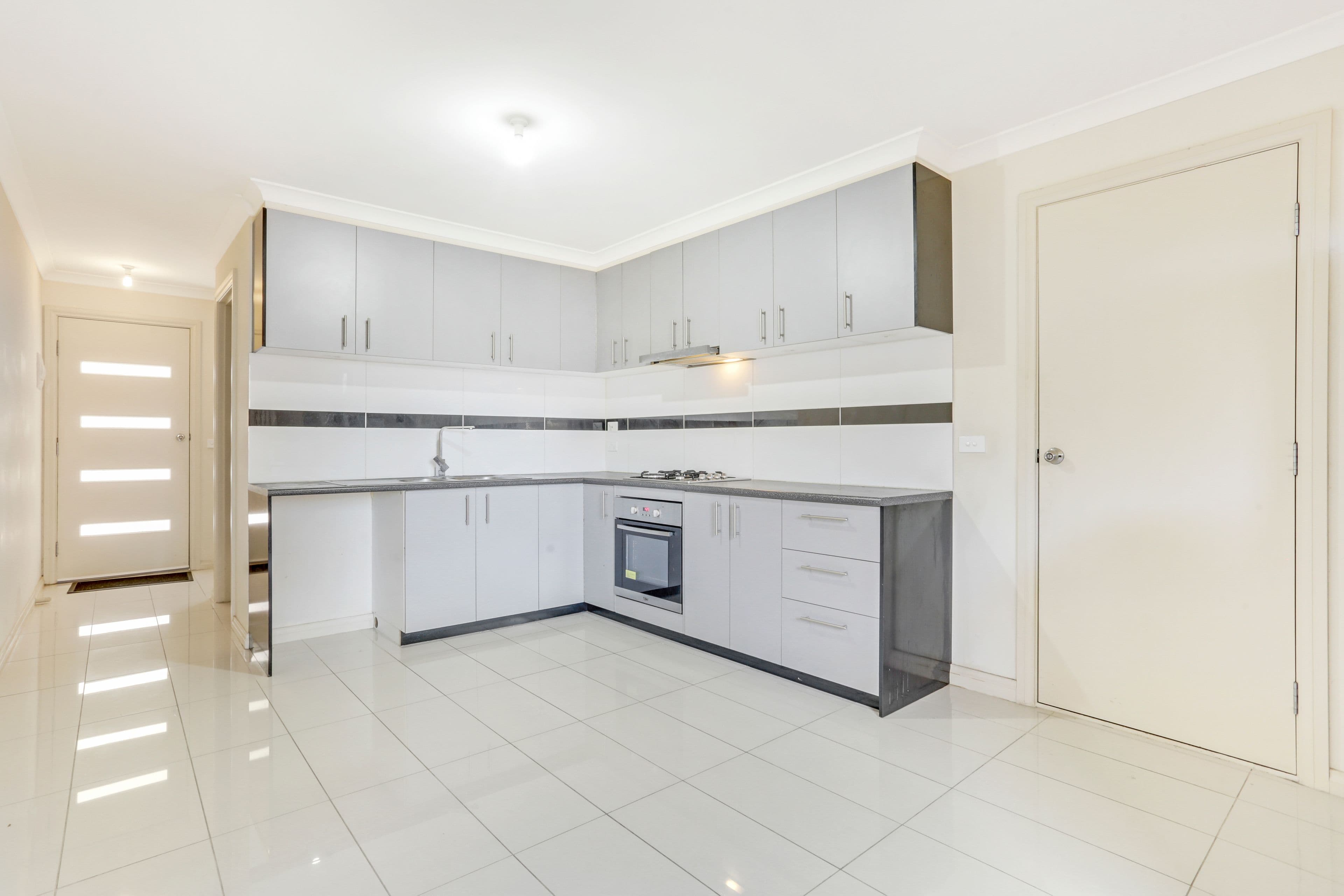 69-71 Potter Street, Dandenong VIC 3175, Dandenong - Thumbnail 3